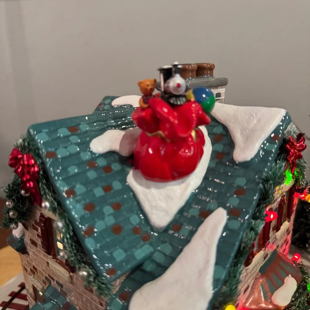 Department 56 Santa's Wonderland House Snow Village Christmas Lane 55359 in Box